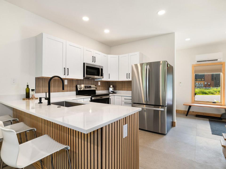 28-Bowman-Lane-Unit-7-Wilmington-NY-1299