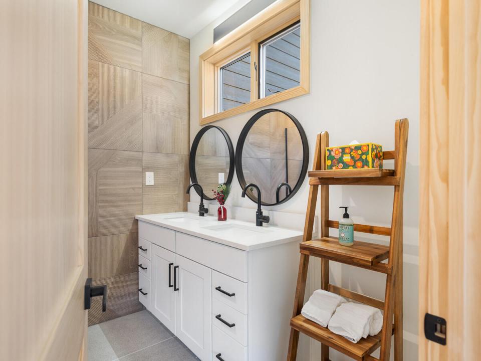 28-Bowman-Lane-Unit-7-Wilmington-NY-1299