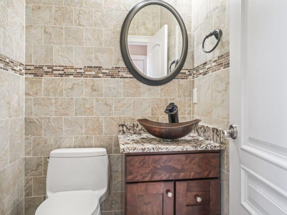 2085 Weast Road (16)