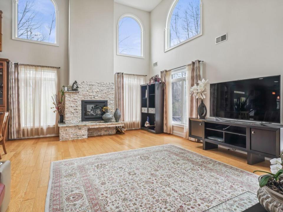 2085 Weast Road (22)