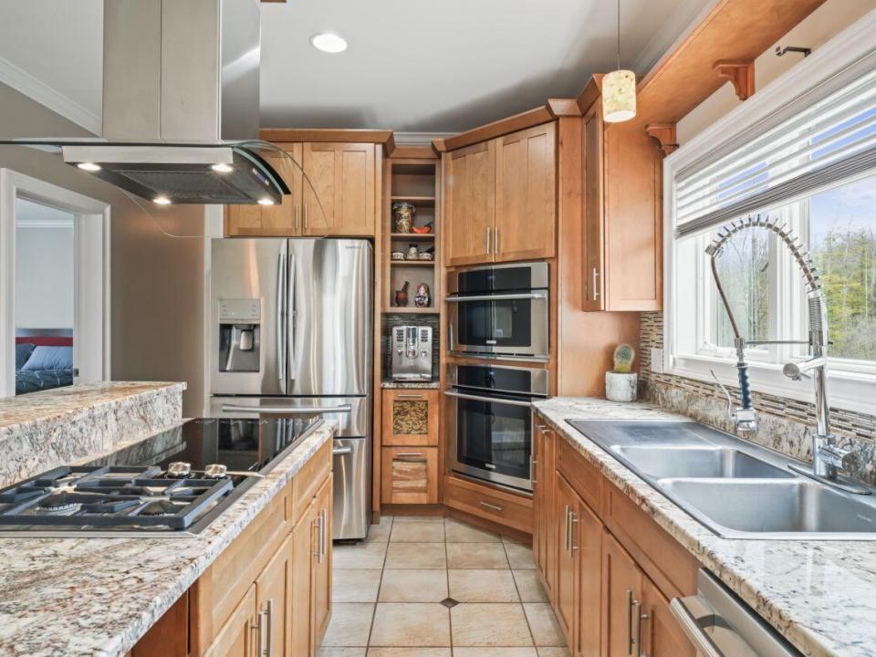 2085 Weast Road (26)