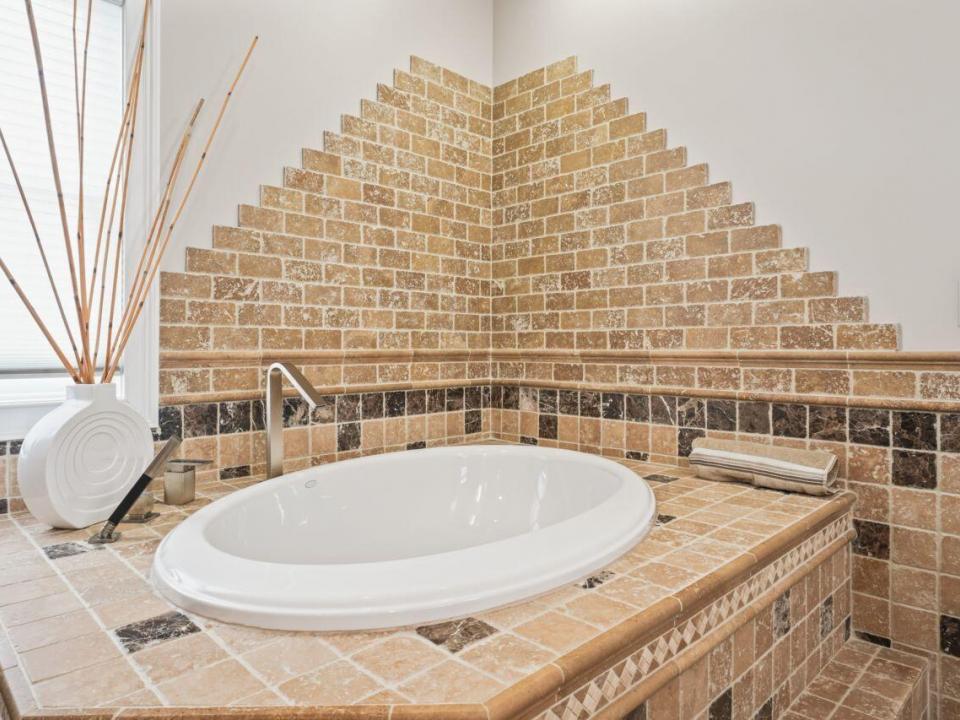 2085 Weast Road (36)