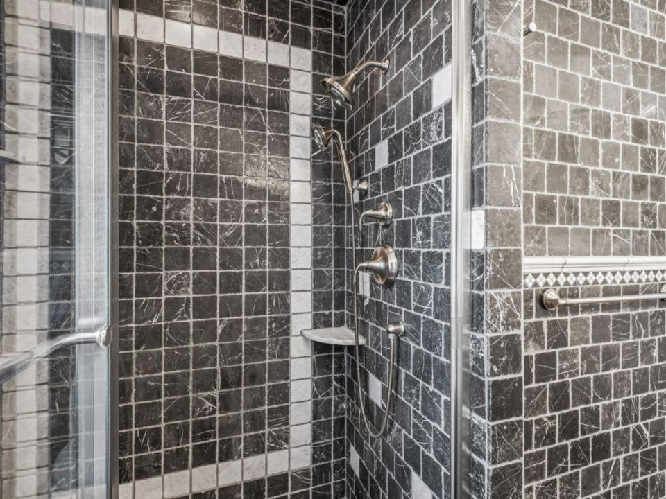 2085 Weast Road (52)