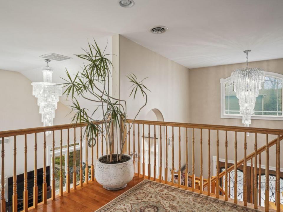 2085 Weast Road (58)