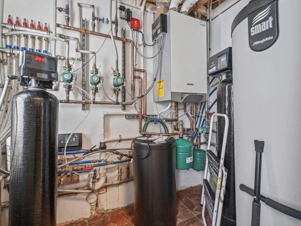 2085 Weast Road (59)