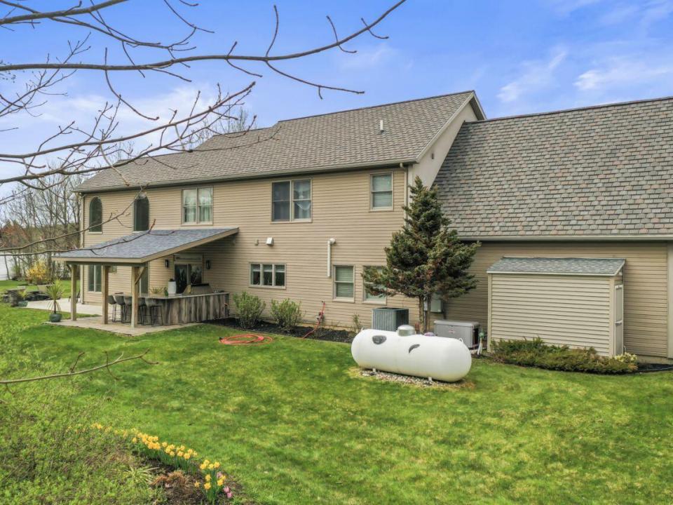 2085 Weast Road (10)