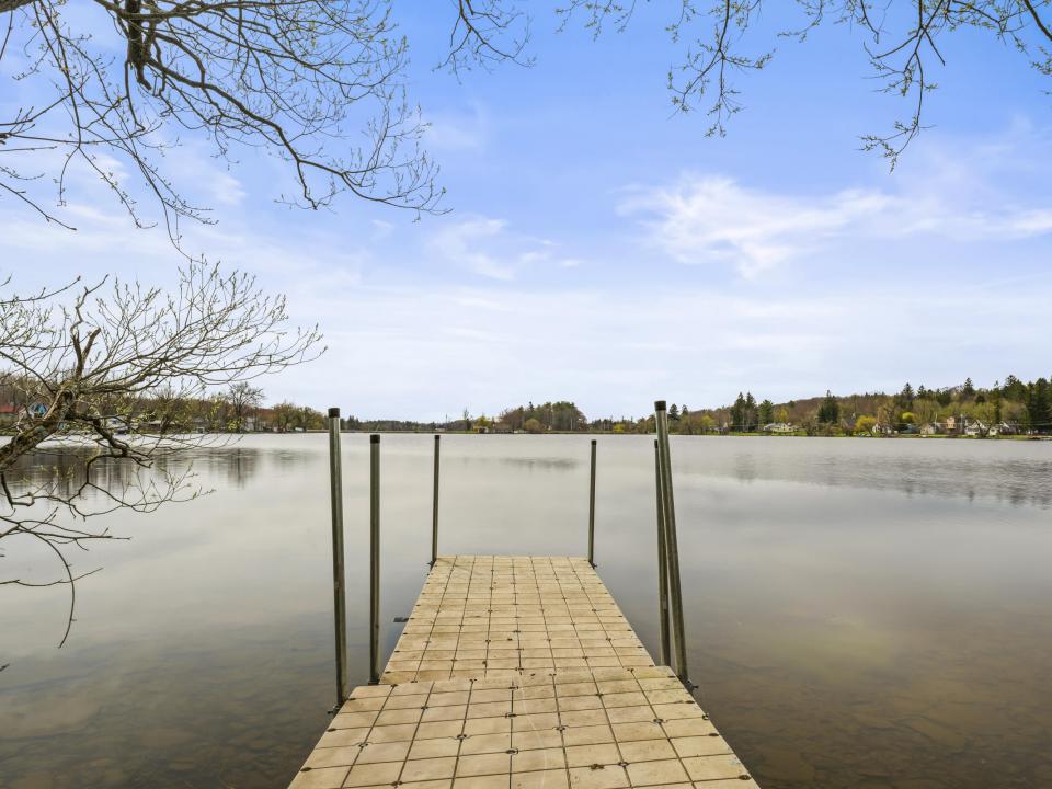 2085 Weast Rd, Pattersonville, NY12137 (