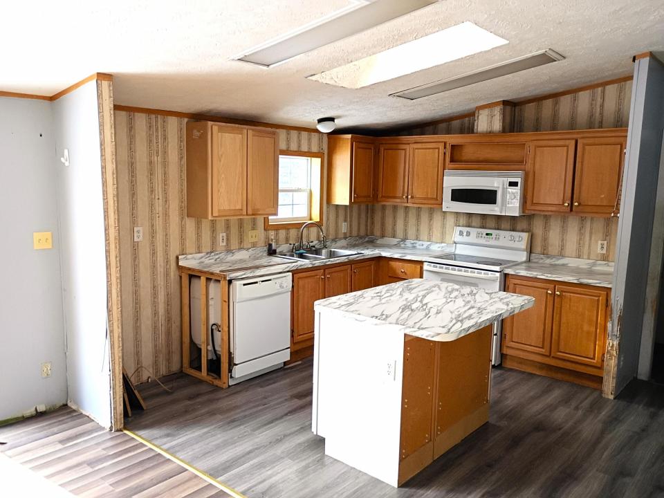 1624 County Route 10 kitchen