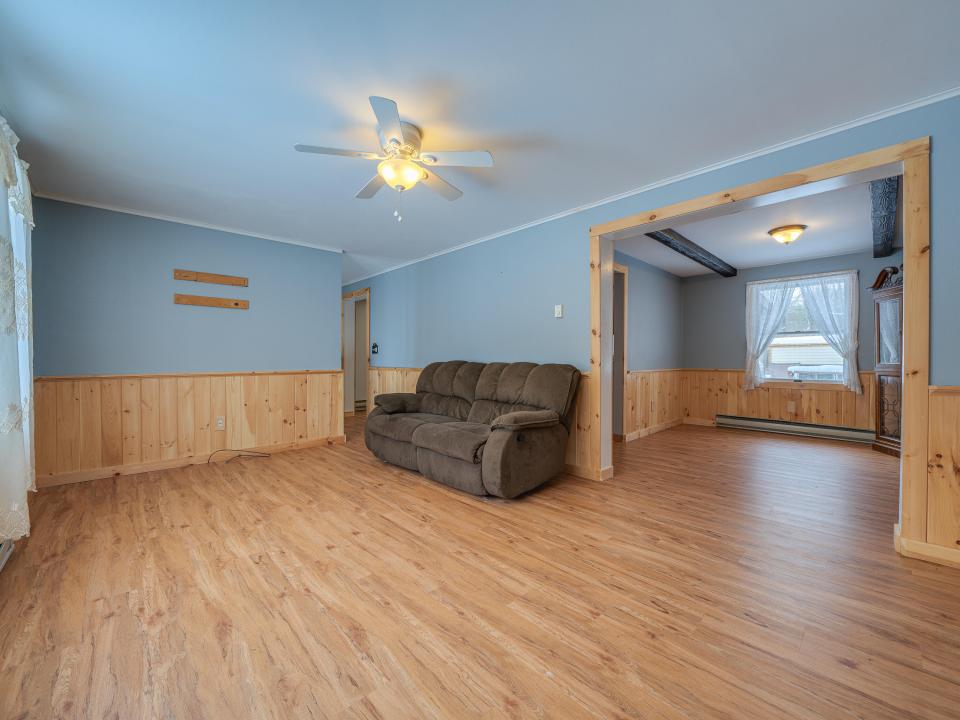 80 Sunset Ave-47