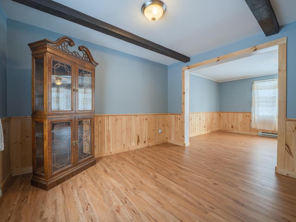 80 Sunset Ave-53