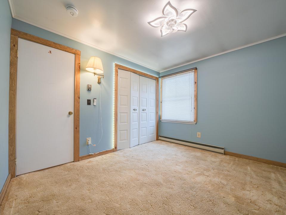 80 Sunset Ave-75