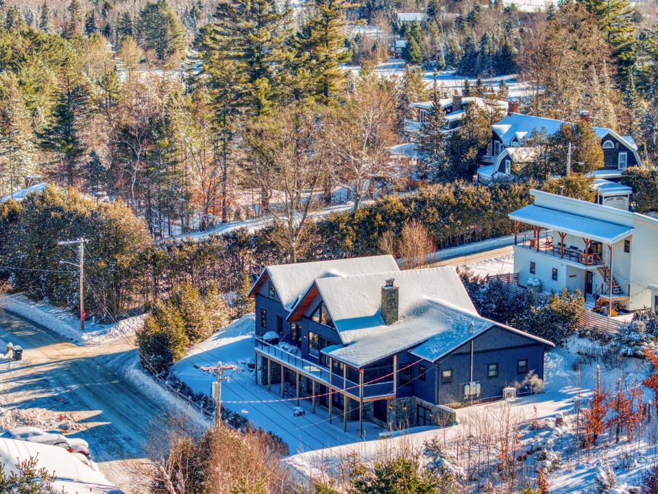 DJI_20251208112216_0053_D