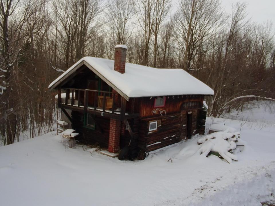 3017852_100DRONE_SING0276