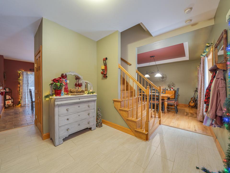 16 Robinwood (2025)-30