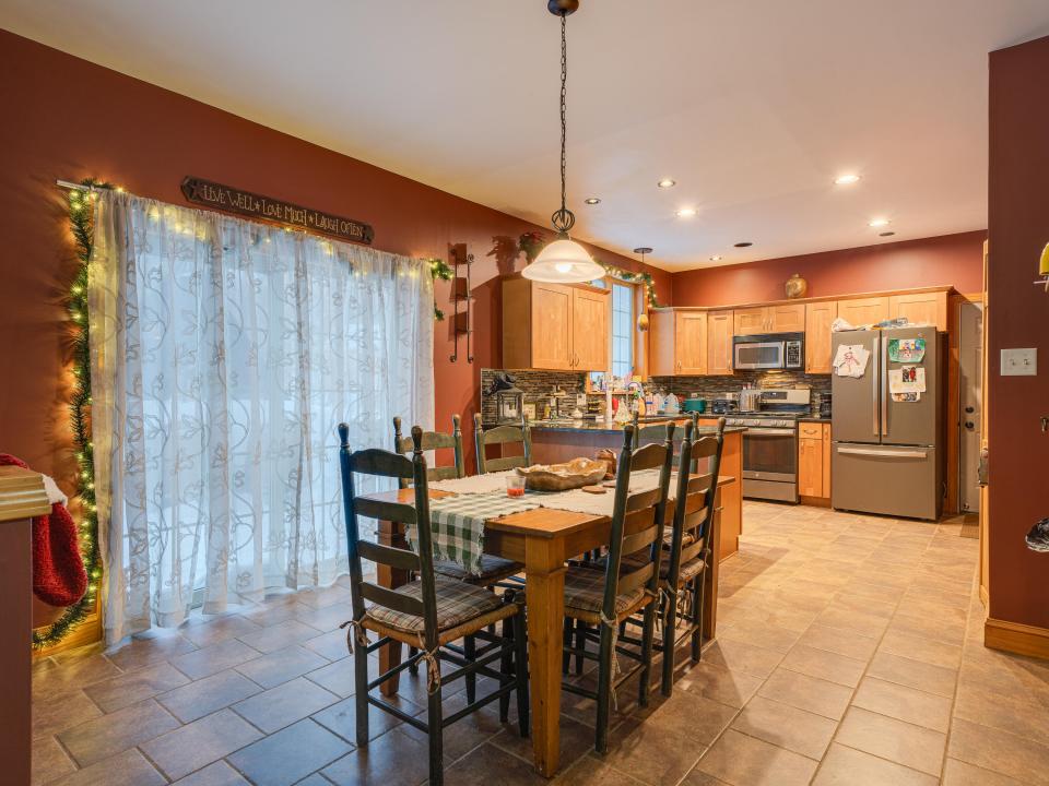 16 Robinwood (2025)-43