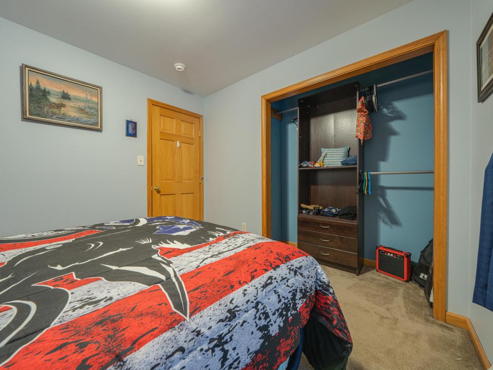 16 Robinwood (2025)-62