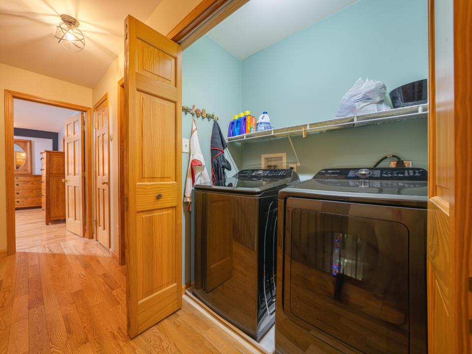 16 Robinwood (2025)-68