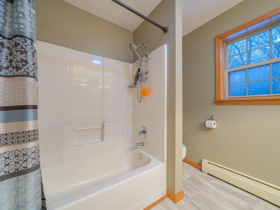 16 Robinwood (2025)-70