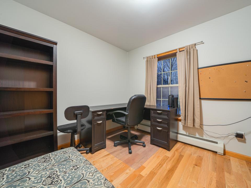 16 Robinwood (2025)-75