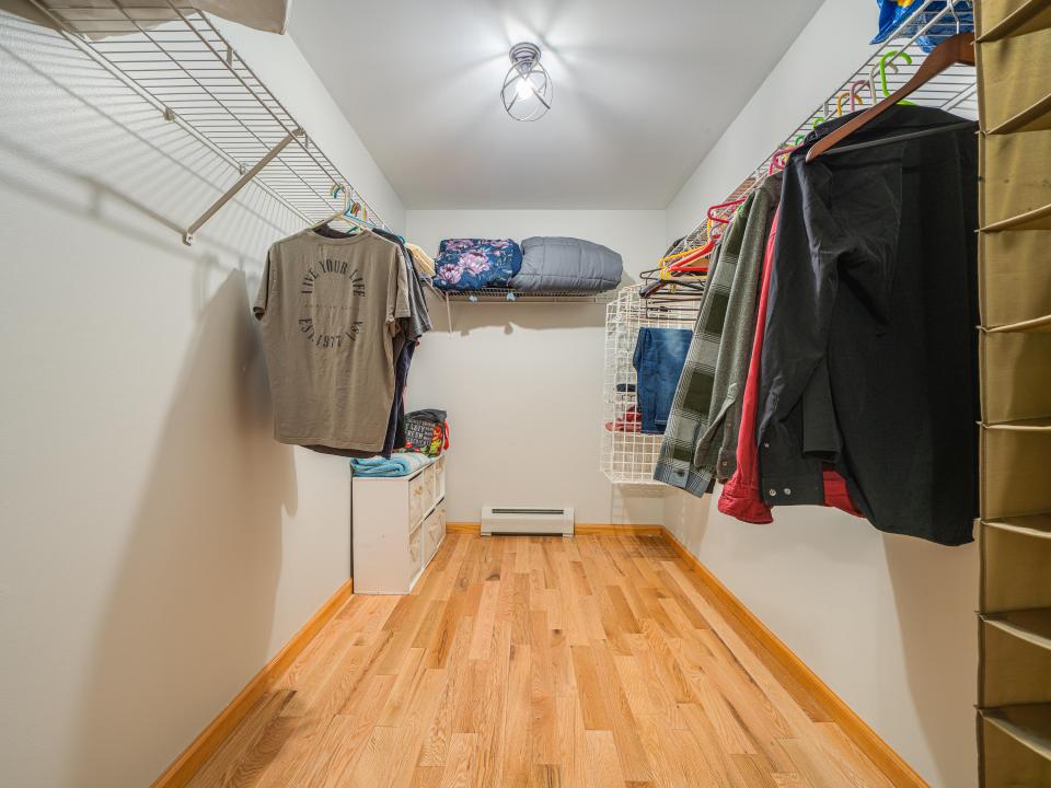 16 Robinwood (2025)-80