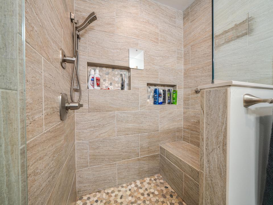 16 Robinwood (2025)-84