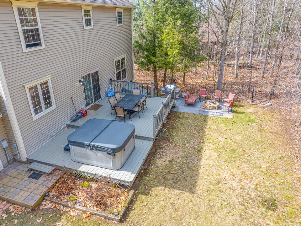 16 Robinwood Ln. (April 2026)-17