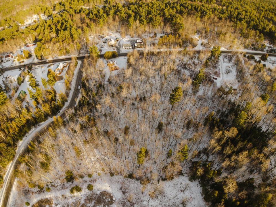 0-outlook-lane-wilmington-ny-12997-8