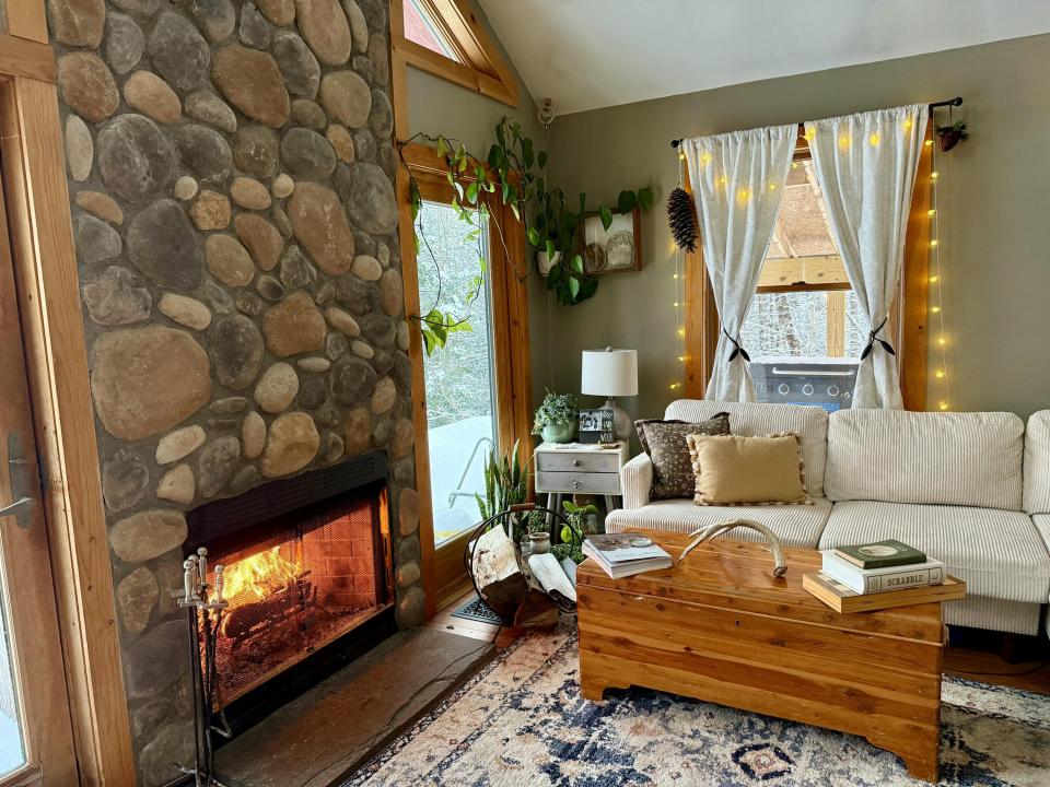 EA89328B-A8BA-4445-BE2F-2B3011F81CED_1_2