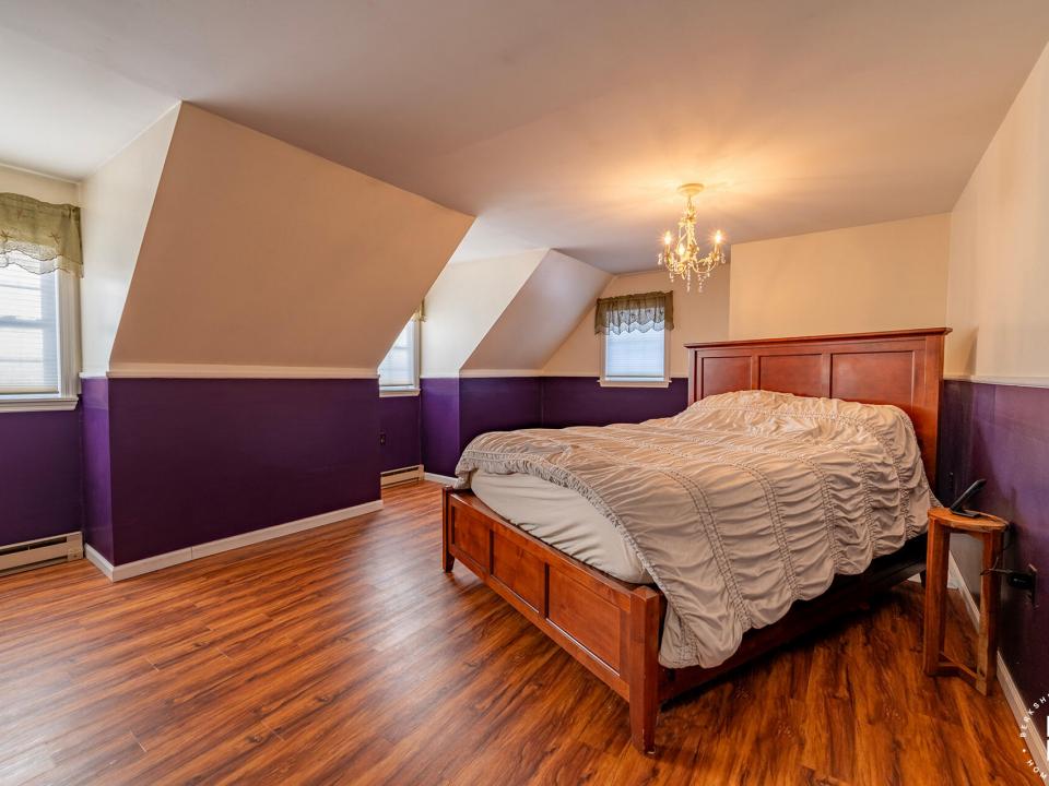 CapeCodOnFletcherFarm_Bedroom2