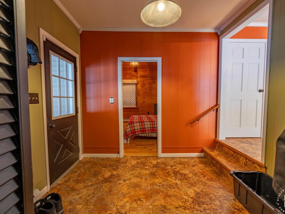 CapeCodOnFletcherFarm_Mudroom