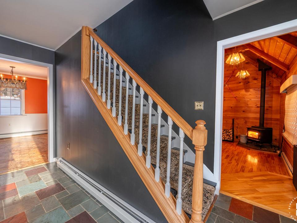 CapeCodOnFletcherFarm_Stairway