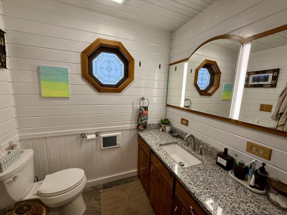 B933A443-2EE4-4610-A8A4-AABD037117AE_1_2