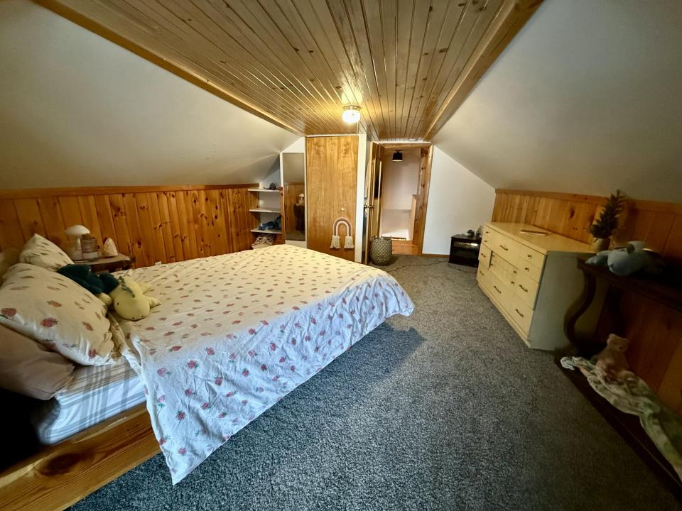 2A3FF8C0-E608-40A6-BCE8-9F795C2241D1_1_2