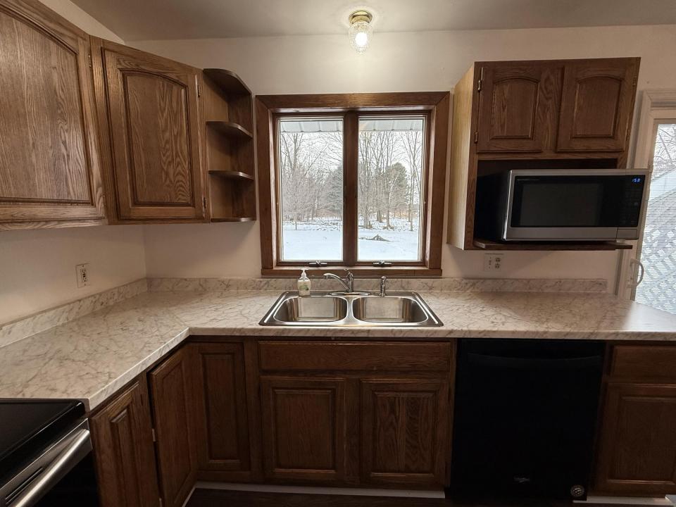 New sink & countertop