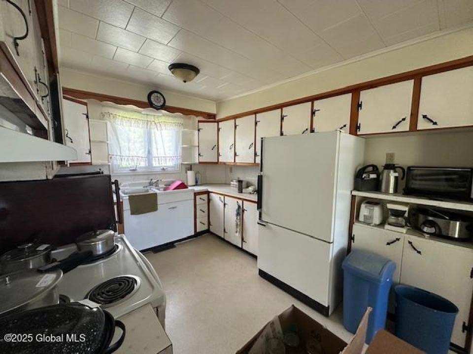 20250527222749032079000000-o