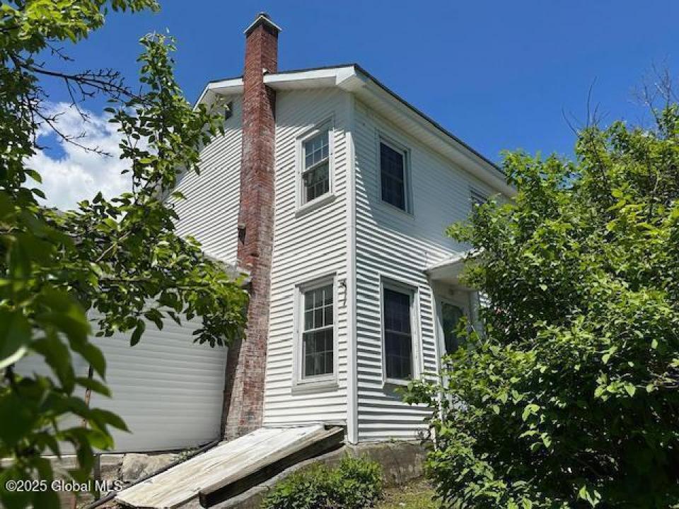 20250527222746602526000000-o