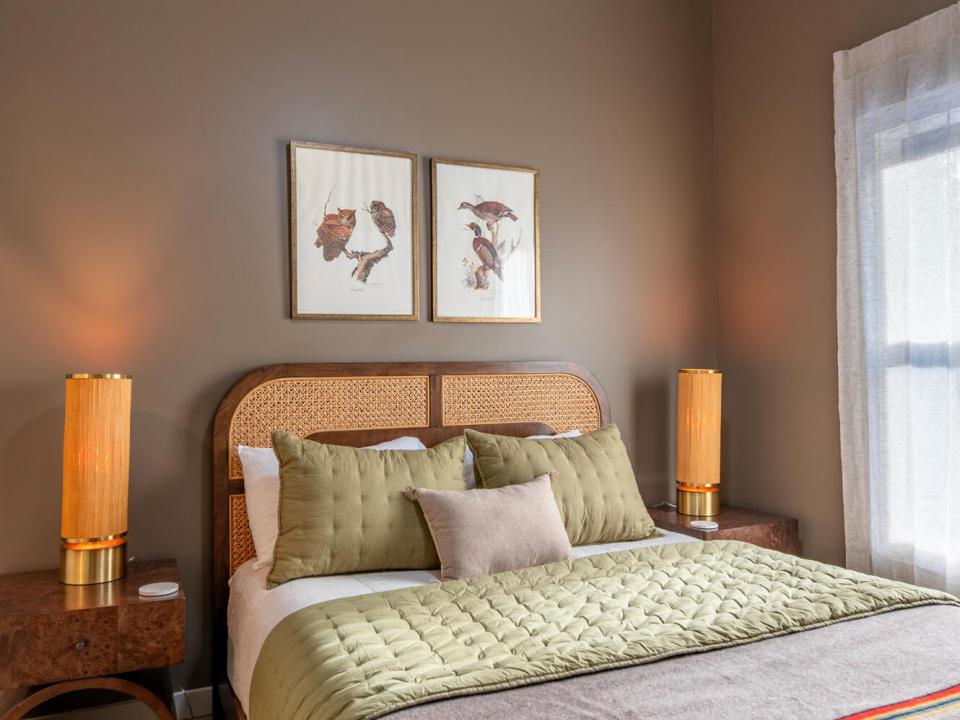 LakePlacidHomeOnLambs_Bedroom2_V