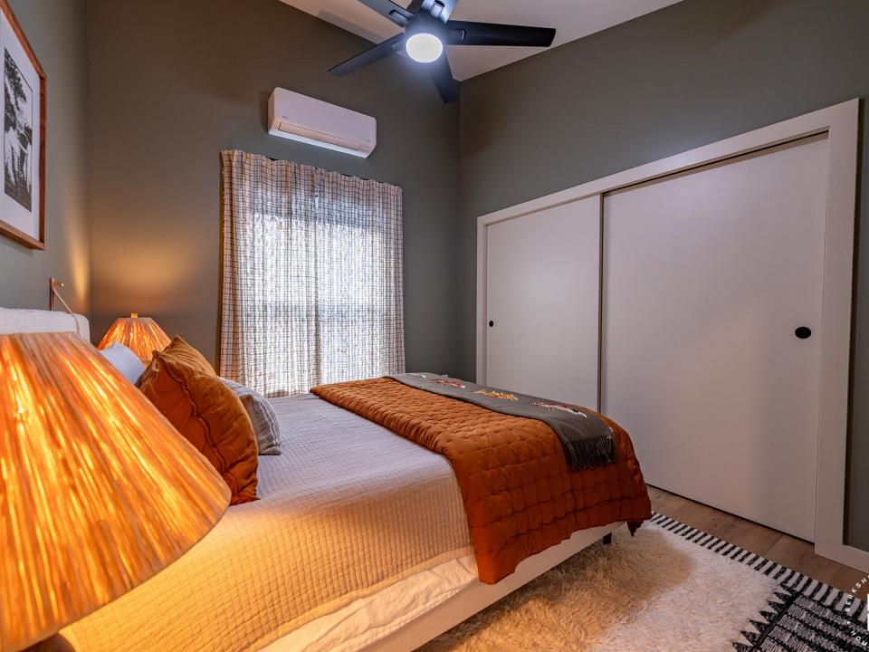 LakePlacidHomeOnLambs_Bedroom3