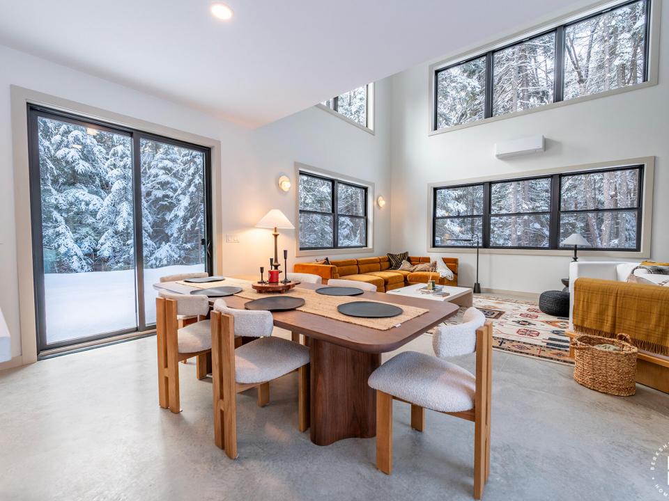 LakePlacidHomeOnLambs_DR_LR