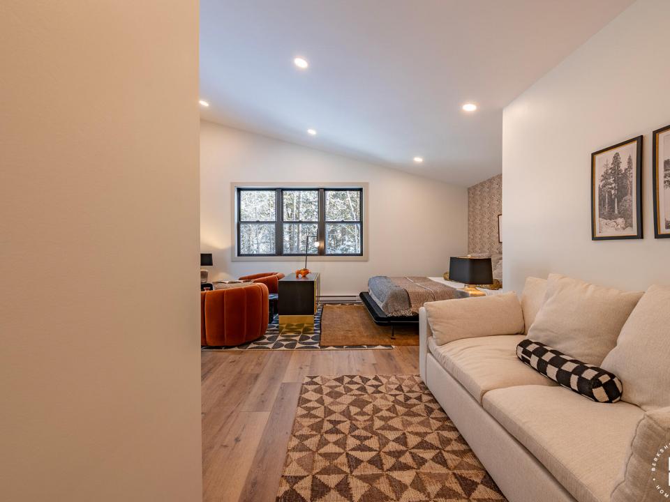 LakePlacidHomeOnLambs_GA_Entry