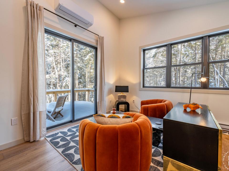 LakePlacidHomeOnLambs_GA_LR