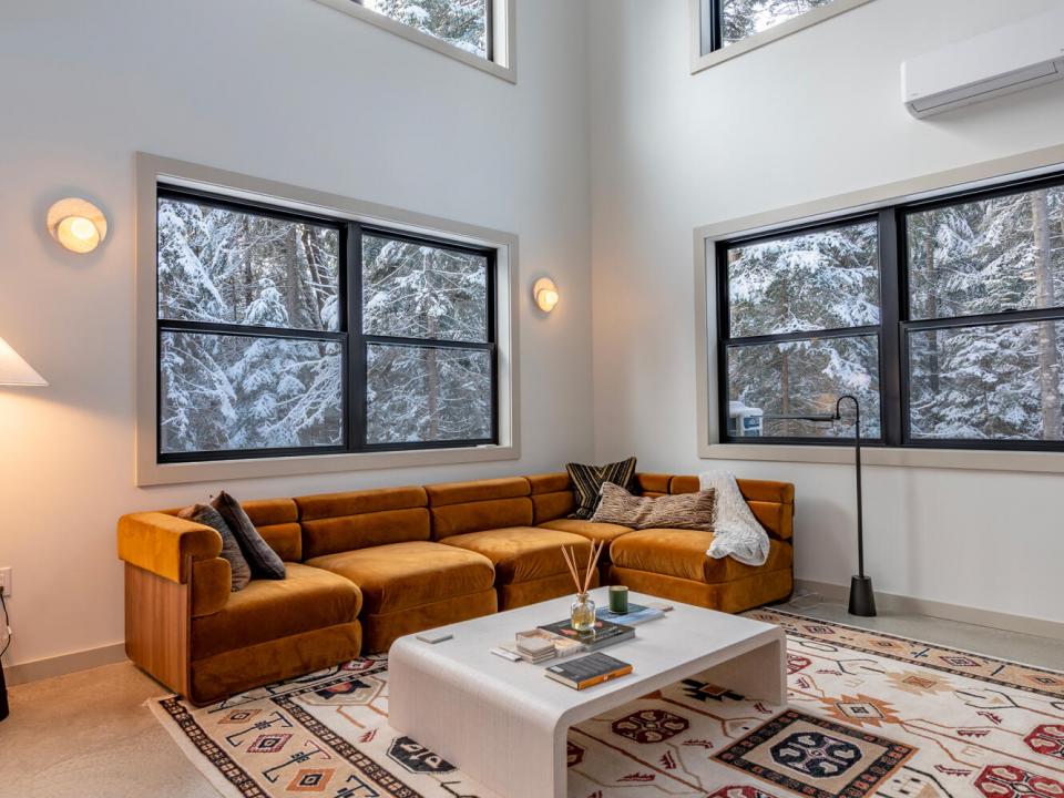 LakePlacidHomeOnLambs_LR_V