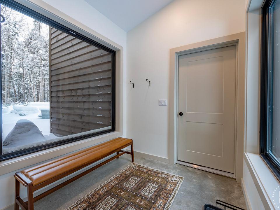 LakePlacidHomeOnLambs_Mudroom