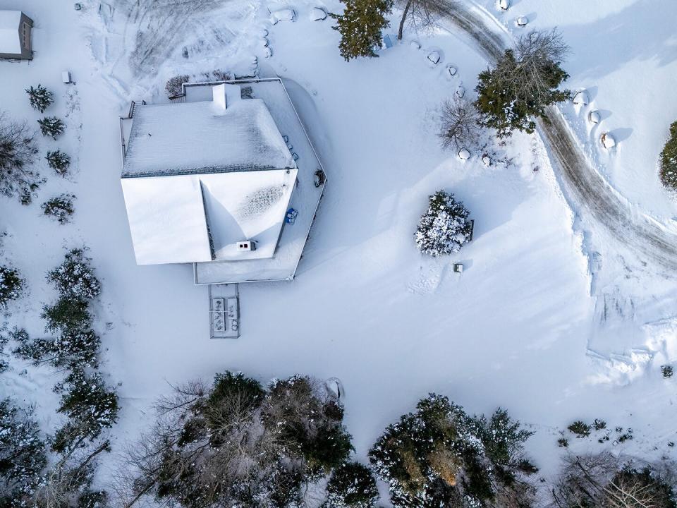 KeeneChaletOn9N_A_Above