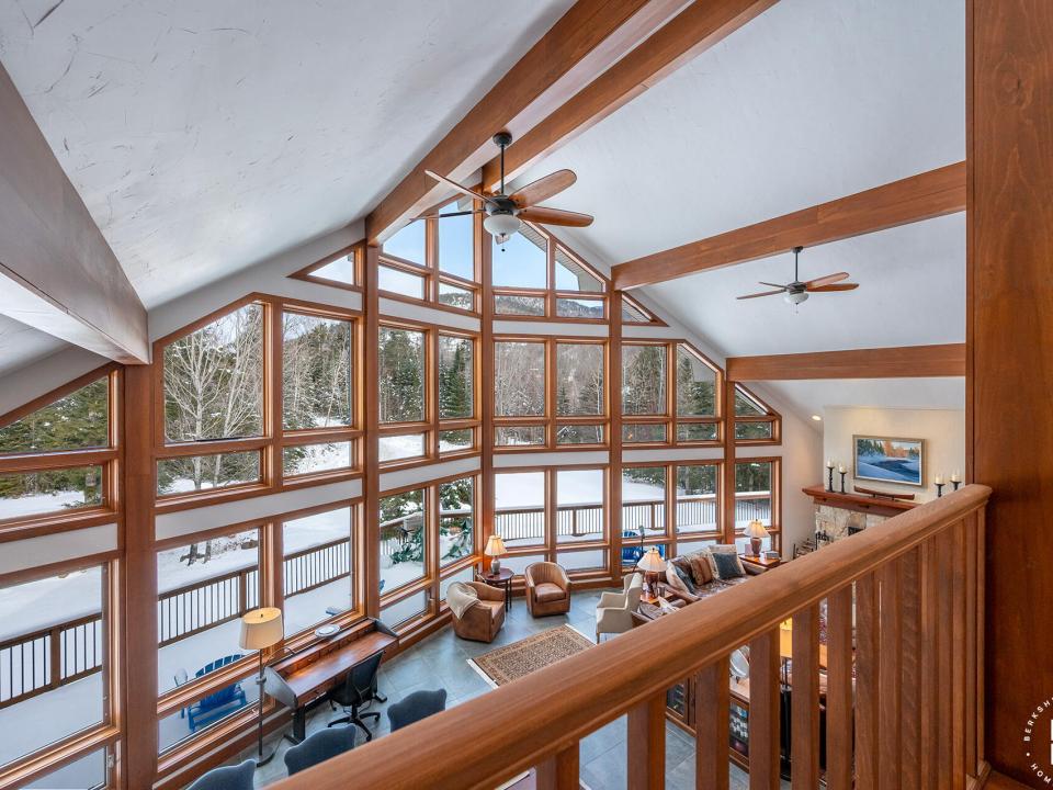 KeeneChaletOn9N_Loft_L