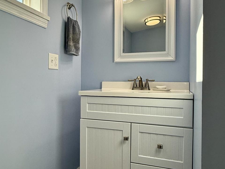 Upstairs Bath