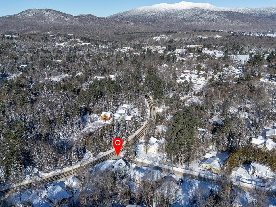 ApartmentBuildingOnElm_A_Exterior_Back_R