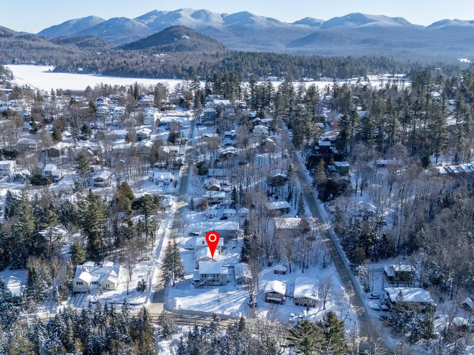 ApartmentBuildingOnElm_A_Exterior_Side_H