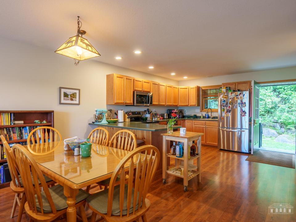 100 Fir Way Pine Hill 47 LP-21