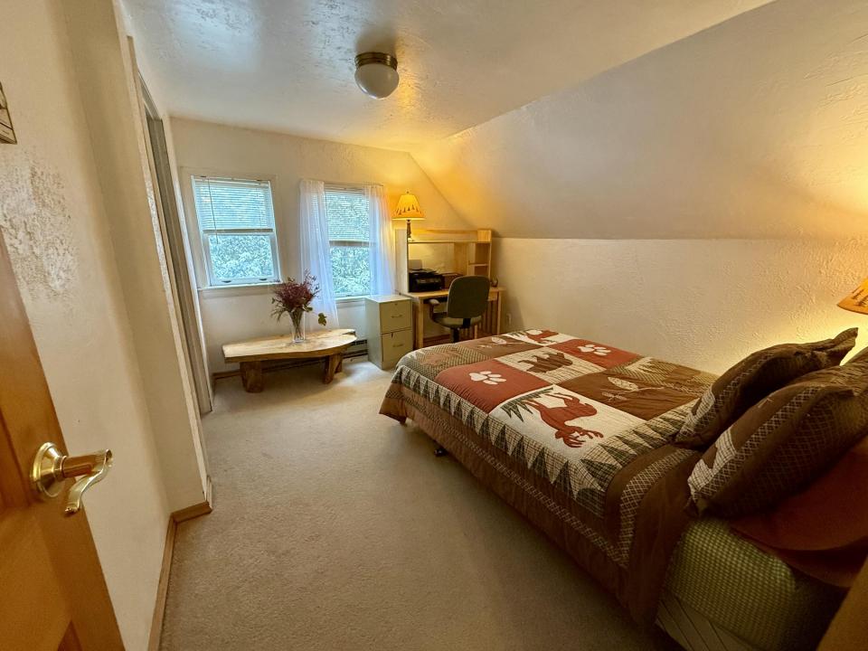 F3ABFCF8-20DE-4D68-94D3-423077B011ED_1_2